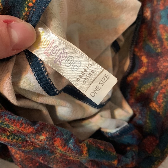 Lula Roe Aztec One Size Leggings - Picture 2 of 2